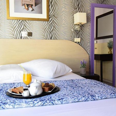 Eva Hotel พีเรียส ภายนอก รูปภาพ