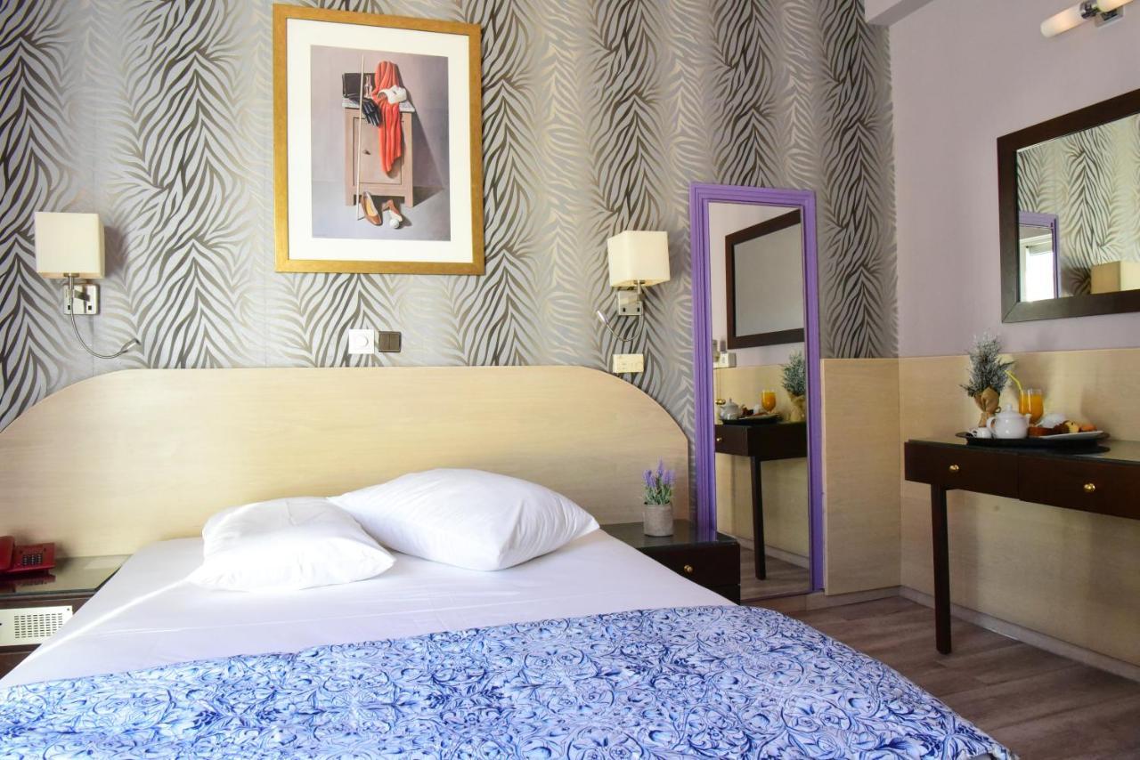 Eva Hotel พีเรียส ภายนอก รูปภาพ